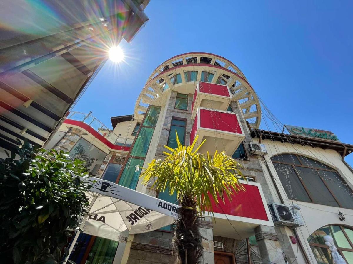 Meatsa Hotel Kardzsali Kültér fotó